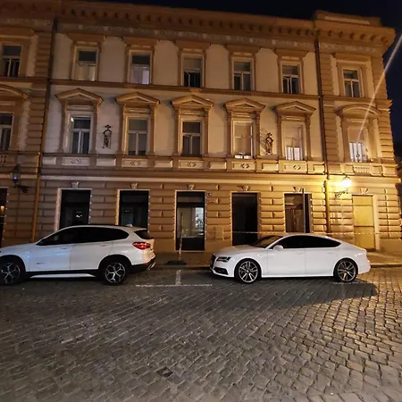 Apartment Tomkova In The Centre Of